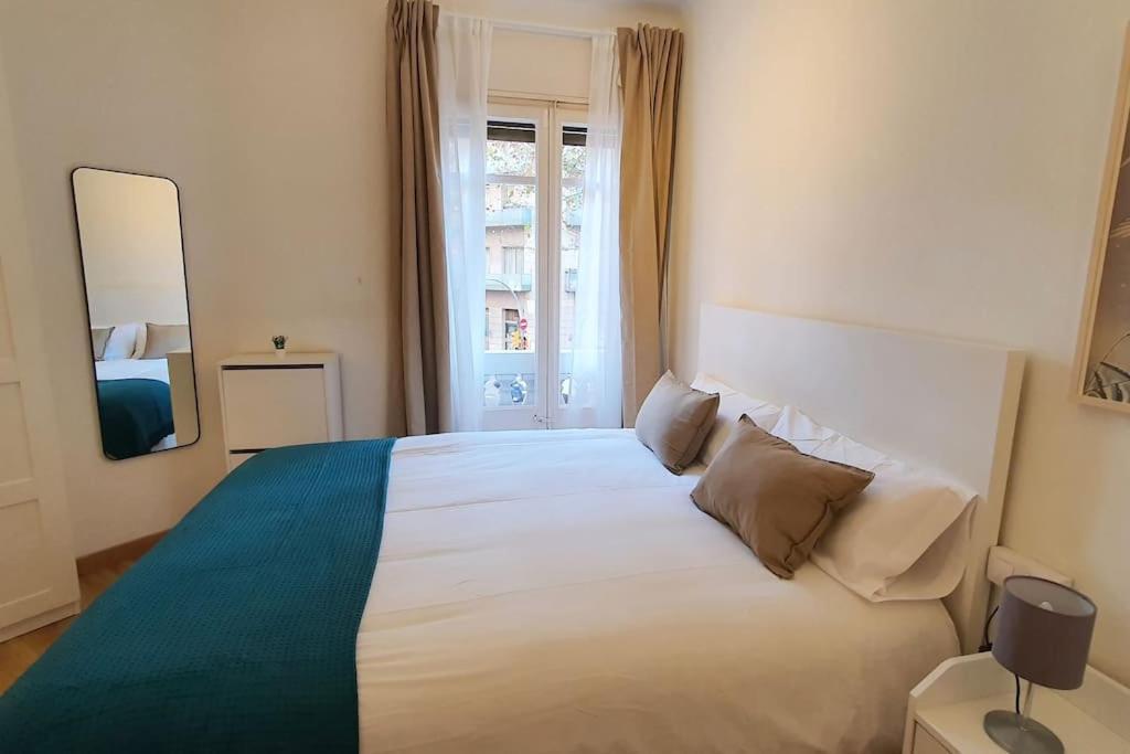 Apartment Opening Doors Sant Pau - Modern Flat Close To Sagrada Familia *